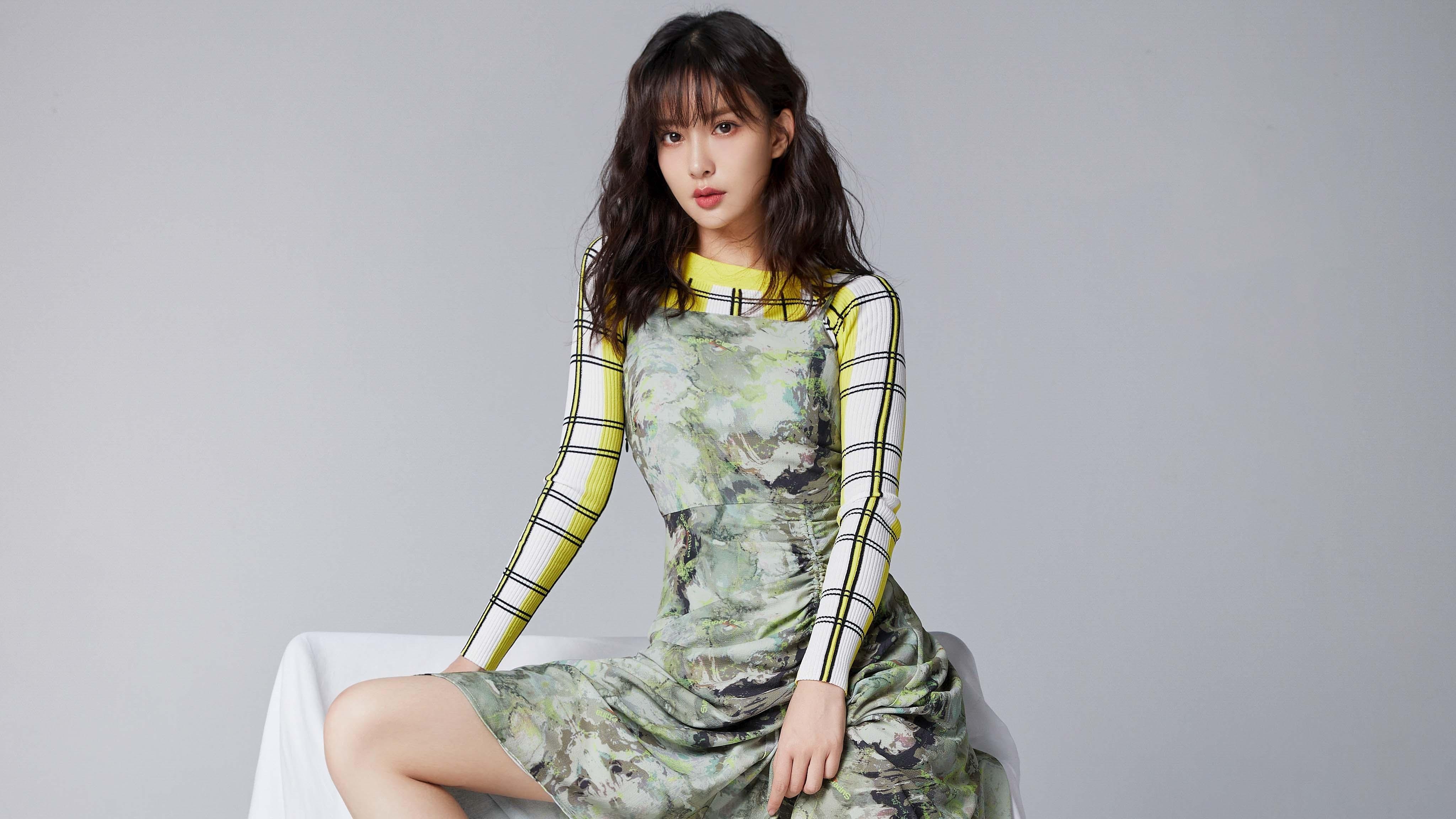 比利时骑手吉尔·托马斯在2024年国际马术联合会障碍赛世界巡回赛中以“Bella”马匹获得个人第六名,表现出色。