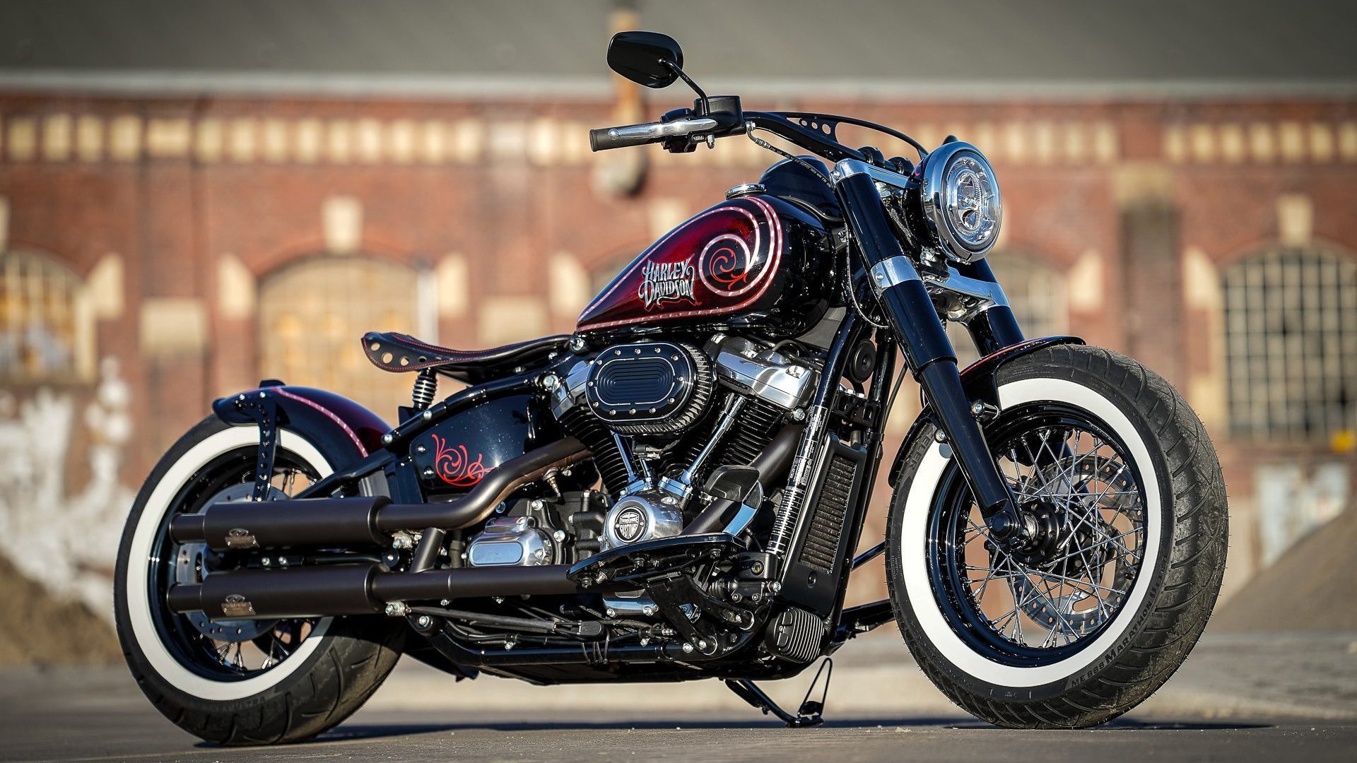 爱游戏娱乐平台-纪念经典：车型与赛道的黄金时代，纪念版车型