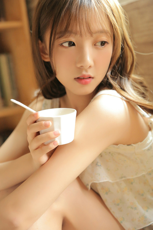 爱游戏体育APP下载-逆境中的奇迹：那些不被看好的队伍如何冲击季后赛？