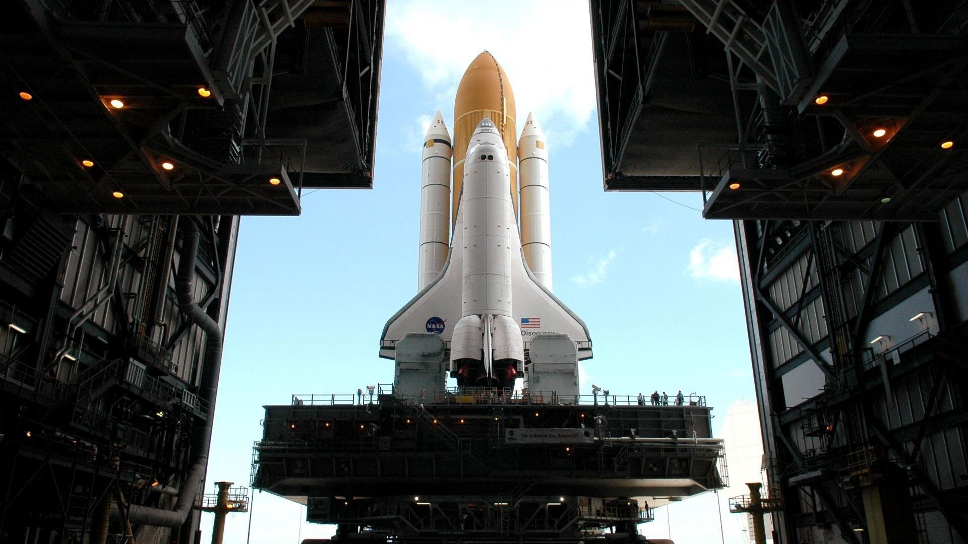 英格兰主场大胜，小组榜首稳如泰山，英格兰主场作战